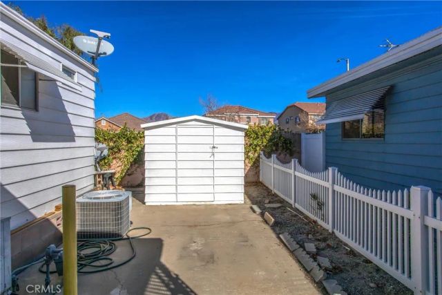 1251 Lugonia 24, Redlands, CA 92374