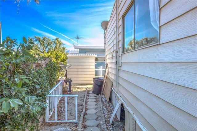 1251 Lugonia 24, Redlands, CA 92374