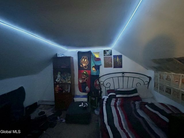 1913 Greenpoint Avenue, Rotterdam, NY 12303