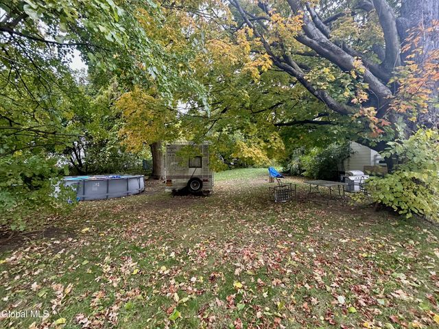 1913 Greenpoint Avenue, Rotterdam, NY 12303