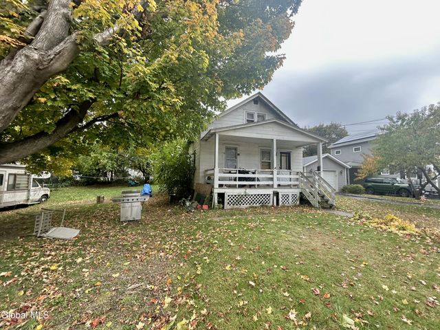 1913 Greenpoint Avenue, Rotterdam, NY 12303