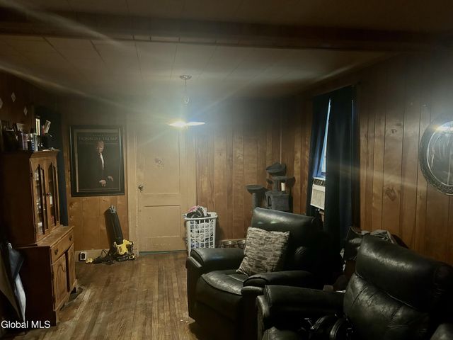 1913 Greenpoint Avenue, Rotterdam, NY 12303