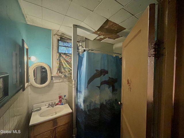 1913 Greenpoint Avenue, Rotterdam, NY 12303