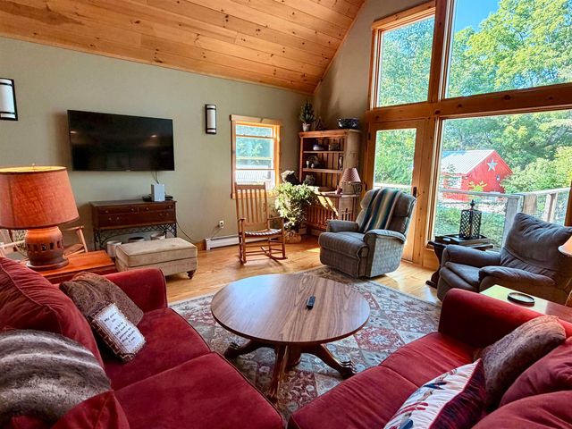 57 Castle Hill Road, Wilmington, VT 05363