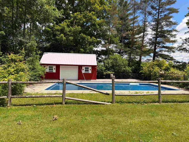 57 Castle Hill Road, Wilmington, VT 05363