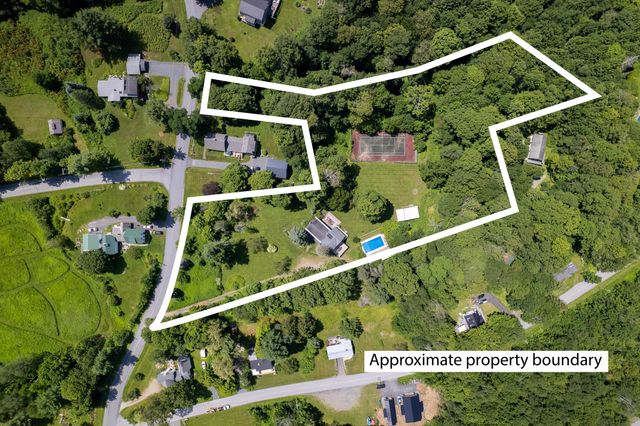 57 Castle Hill Road, Wilmington, VT 05363