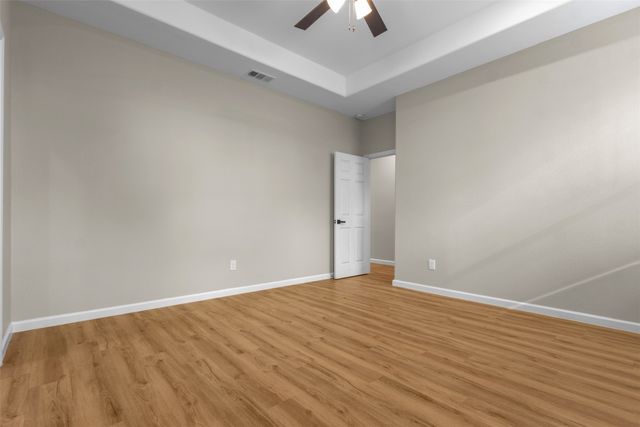 913 W Sherman Street, Paris, TX 75460