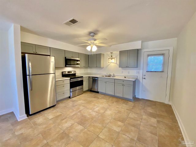 9519 Lillian Hwy, Pensacola, FL 32506