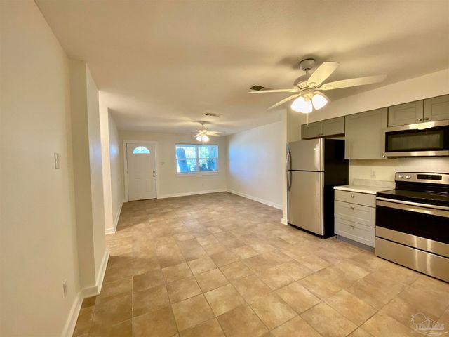 9519 Lillian Hwy, Pensacola, FL 32506