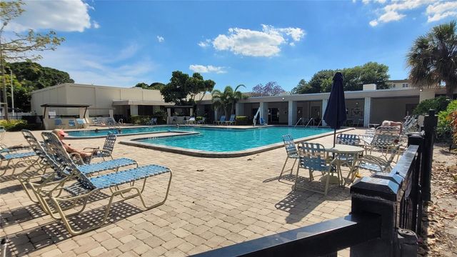 5660 80TH STREET N A107, St Petersburg, FL 33709