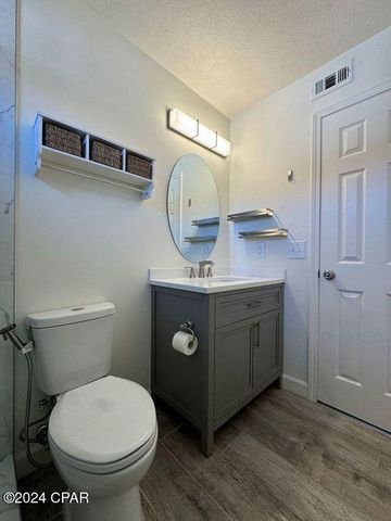 5500 Beach Drive 6, Panama City, FL 32408