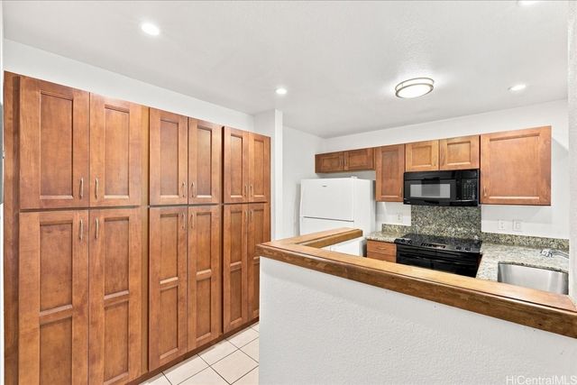 46-160 Kiowai Street 2313, Kaneohe, HI 96744