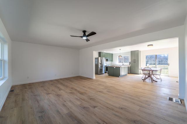 299 Fentress Lane, Berea, KY 40403