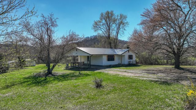 299 Fentress Lane, Berea, KY 40403