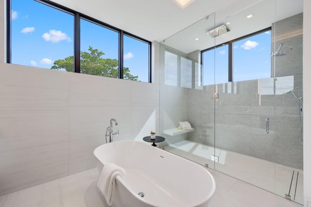 340 Grove Place, Delray Beach, FL 33444