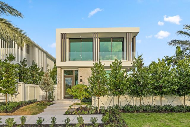 340 Grove Place, Delray Beach, FL 33444