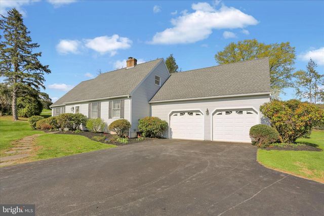 506 WIEST SCHOOL RD, Oley, PA 19547