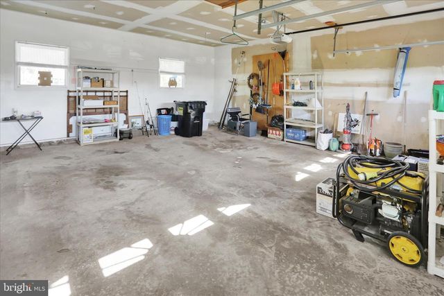 506 WIEST SCHOOL RD, Oley, PA 19547