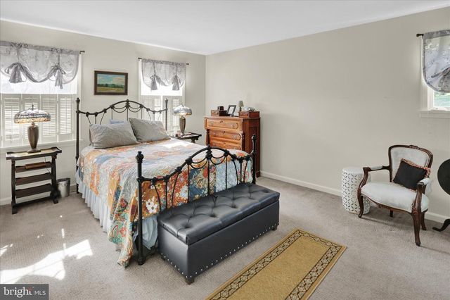 506 WIEST SCHOOL RD, Oley, PA 19547