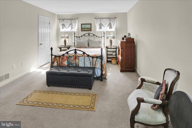 506 WIEST SCHOOL RD, Oley, PA 19547