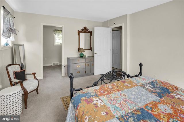 506 WIEST SCHOOL RD, Oley, PA 19547