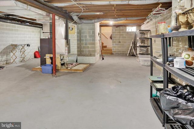 506 WIEST SCHOOL RD, Oley, PA 19547