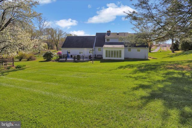 506 WIEST SCHOOL RD, Oley, PA 19547