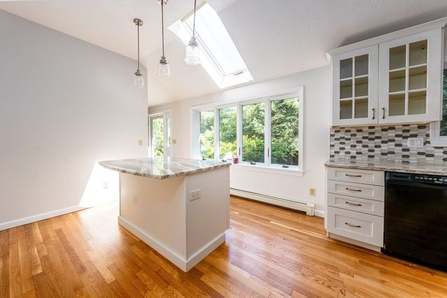 100 Farmersville Road, Sandwich, MA 02563
