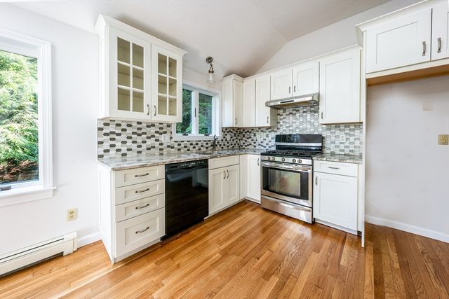 100 Farmersville Road, Sandwich, MA 02563
