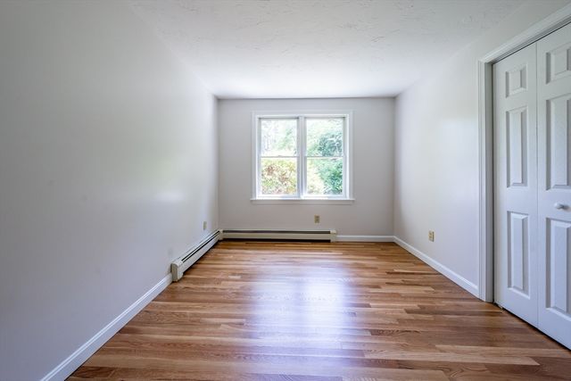 100 Farmersville Road, Sandwich, MA 02563