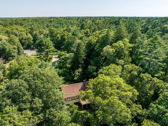 100 Farmersville Road, Sandwich, MA 02563