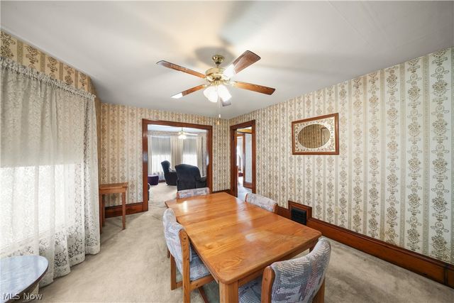 128 6th Street NW, Barberton, OH 44203