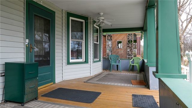 128 6th Street NW, Barberton, OH 44203