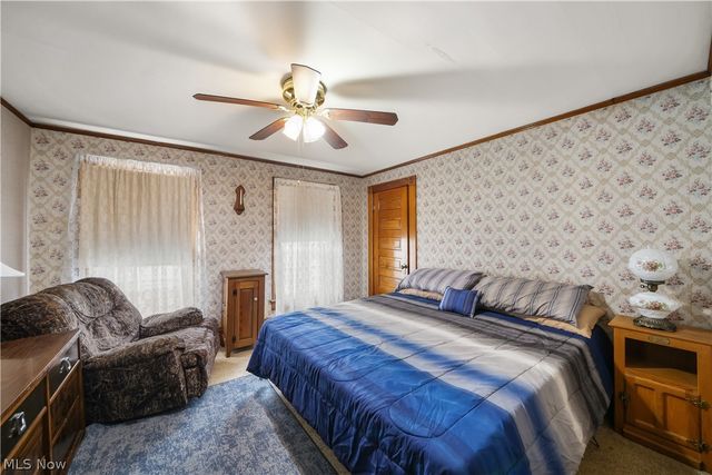 128 6th Street NW, Barberton, OH 44203