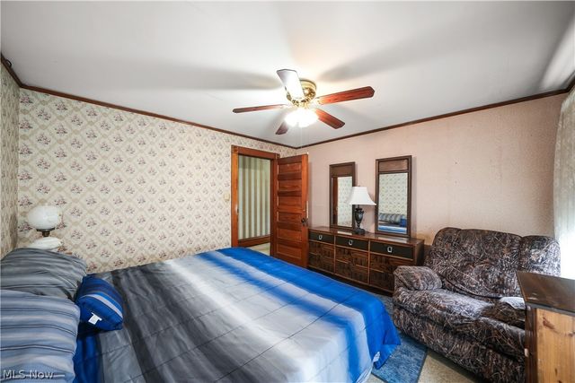 128 6th Street NW, Barberton, OH 44203