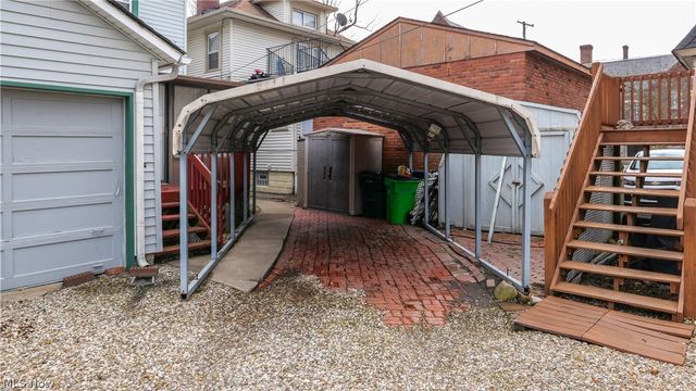 128 6th Street NW, Barberton, OH 44203