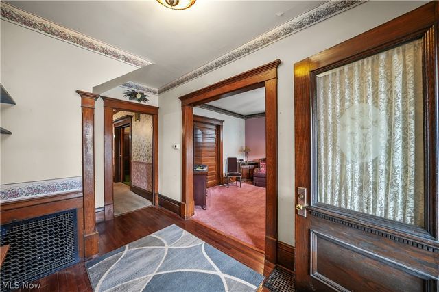 128 6th Street NW, Barberton, OH 44203