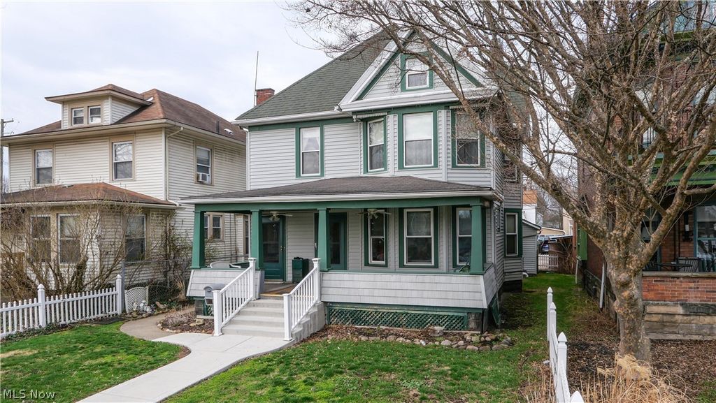 128 6th Street NW, Barberton, OH 44203