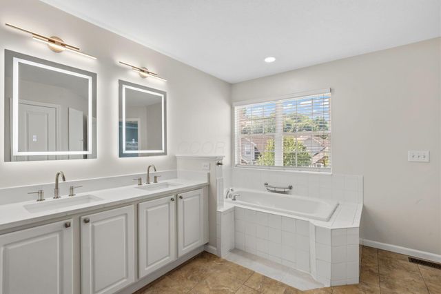 7529 Cherry Brook Drive, Reynoldsburg, OH 43068