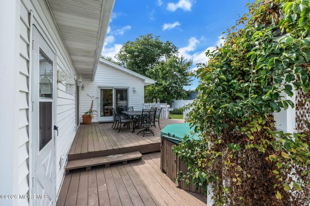 1006 Clubhouse Drive, Forked River, NJ 08731
