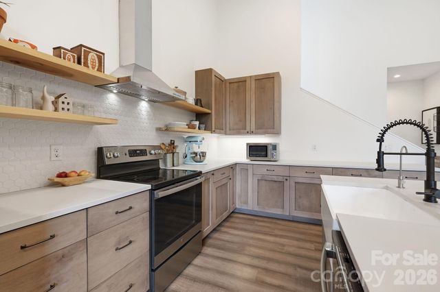40 Malvern Walk, Asheville, NC 28806