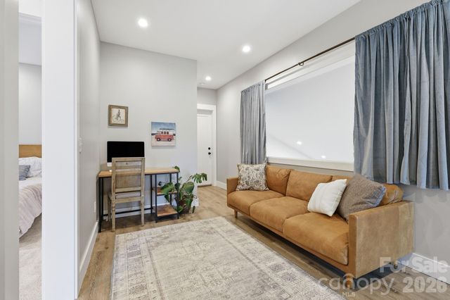 40 Malvern Walk, Asheville, NC 28806