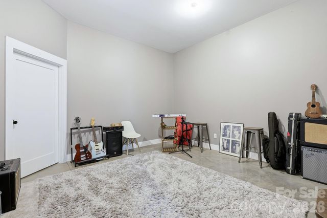 40 Malvern Walk, Asheville, NC 28806