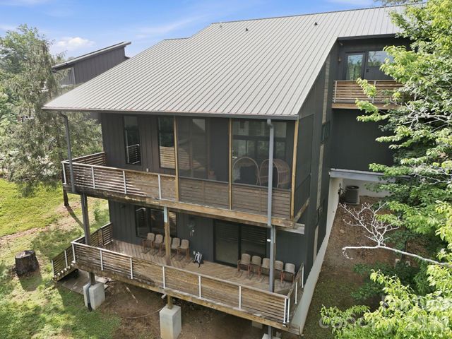 40 Malvern Walk, Asheville, NC 28806