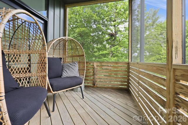 40 Malvern Walk, Asheville, NC 28806