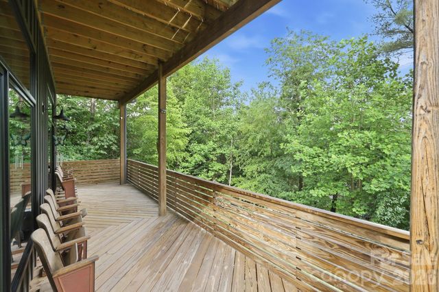 40 Malvern Walk, Asheville, NC 28806
