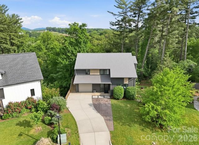 40 Malvern Walk, Asheville, NC 28806