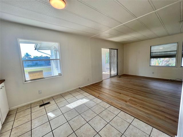 222 HAWTHORNE BOULEVARD, Leesburg, FL 34748