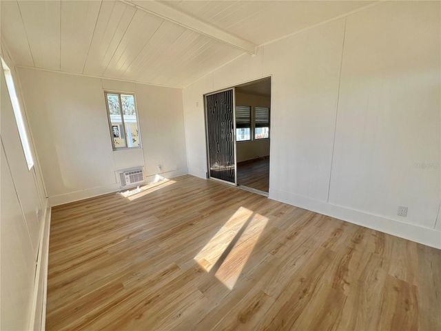 222 HAWTHORNE BOULEVARD, Leesburg, FL 34748