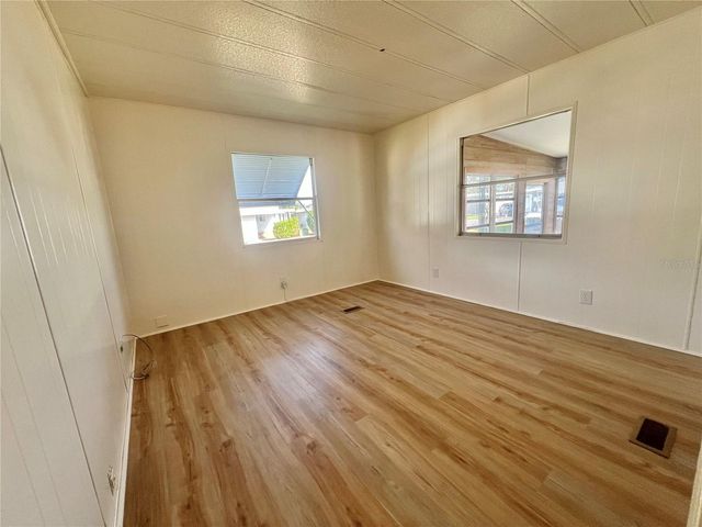 222 HAWTHORNE BOULEVARD, Leesburg, FL 34748